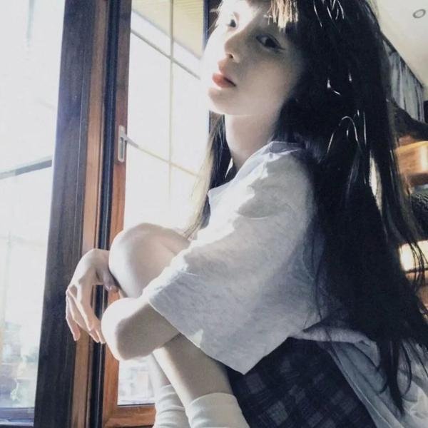 濶少艳福